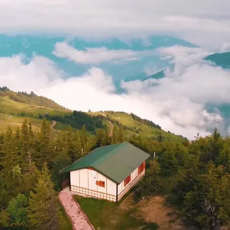 Sultanmurat-otel-goernek Tabiat Parki بيت خشبي *