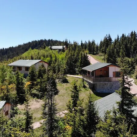 Sultanmurat-otel-goernek Tabiat Parki بيت خشبي ترابزون