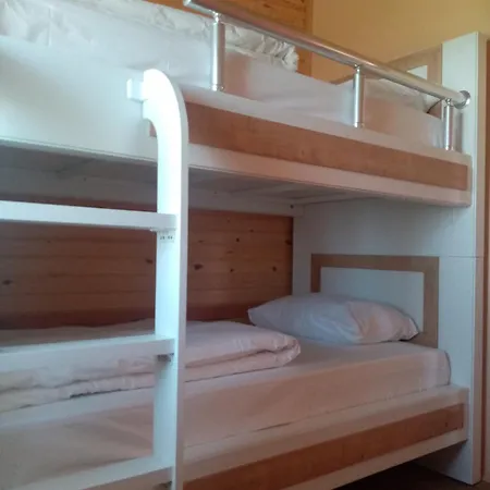 بيت خشبي Sultanmurat-otel-goernek Tabiat Parki