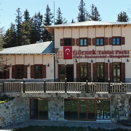 Sultanmurat-otel-goernek Tabiat Parki Hytte